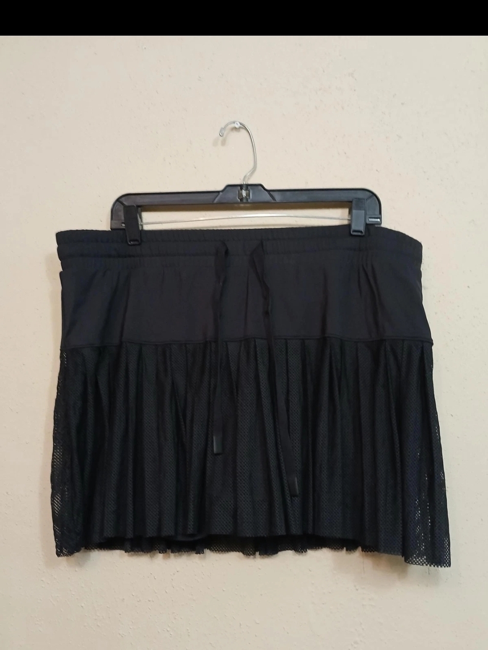 JoyLab Skirt Skort Black Pleated Mesh Mini with Drawstring